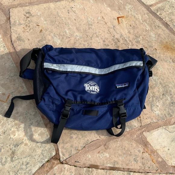 Patagonia | Bags | Vintage 200s Patagonia Commuter Messenger